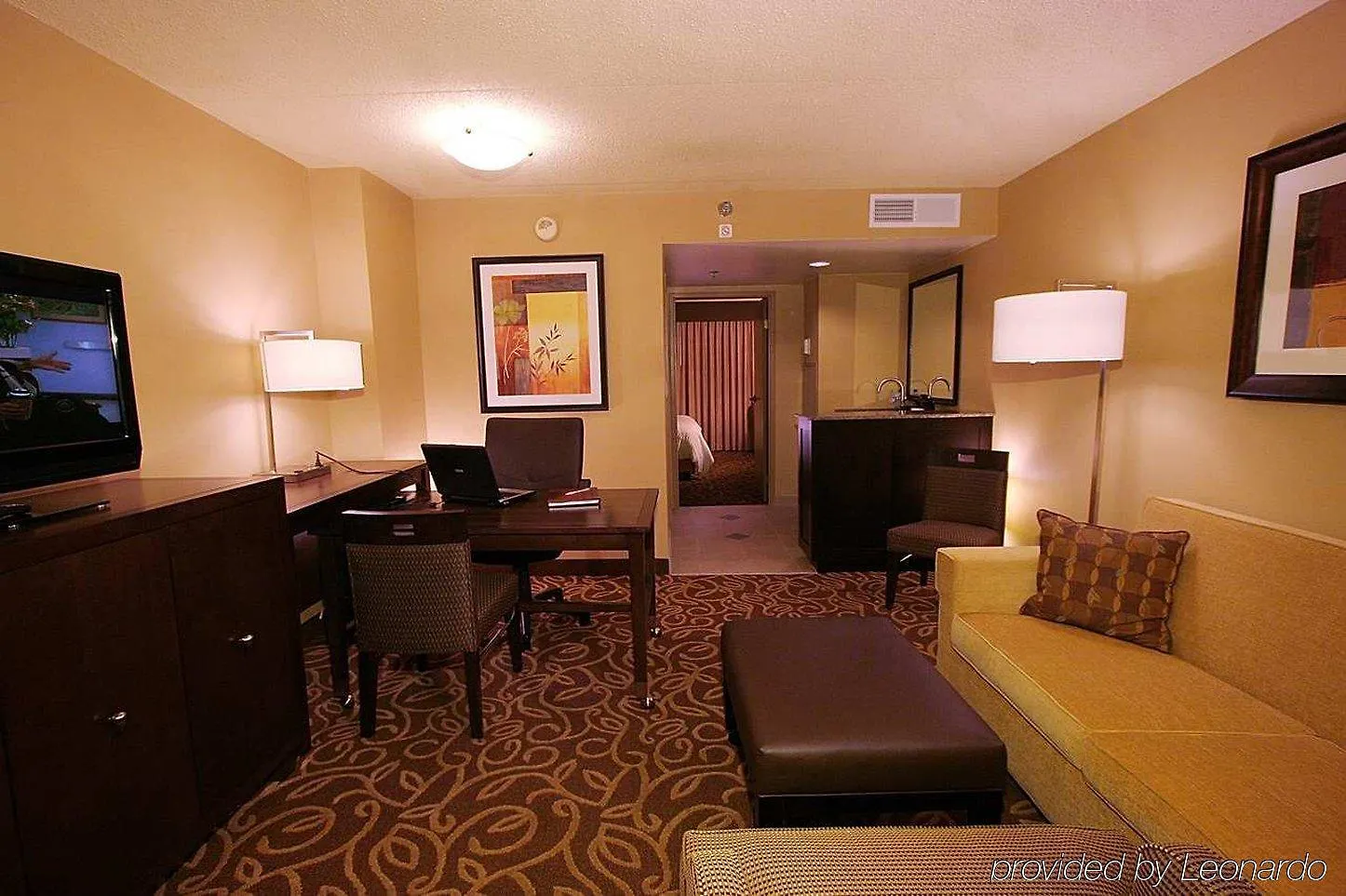 Embassy Suites Pittsburgh - International Airport Coraopolis 3*,