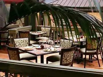 Embassy Suites Pittsburgh - International Airport Coraopolis Hotel